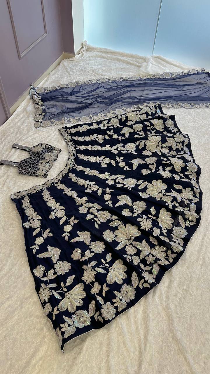 Lehnga Set With Dupatta