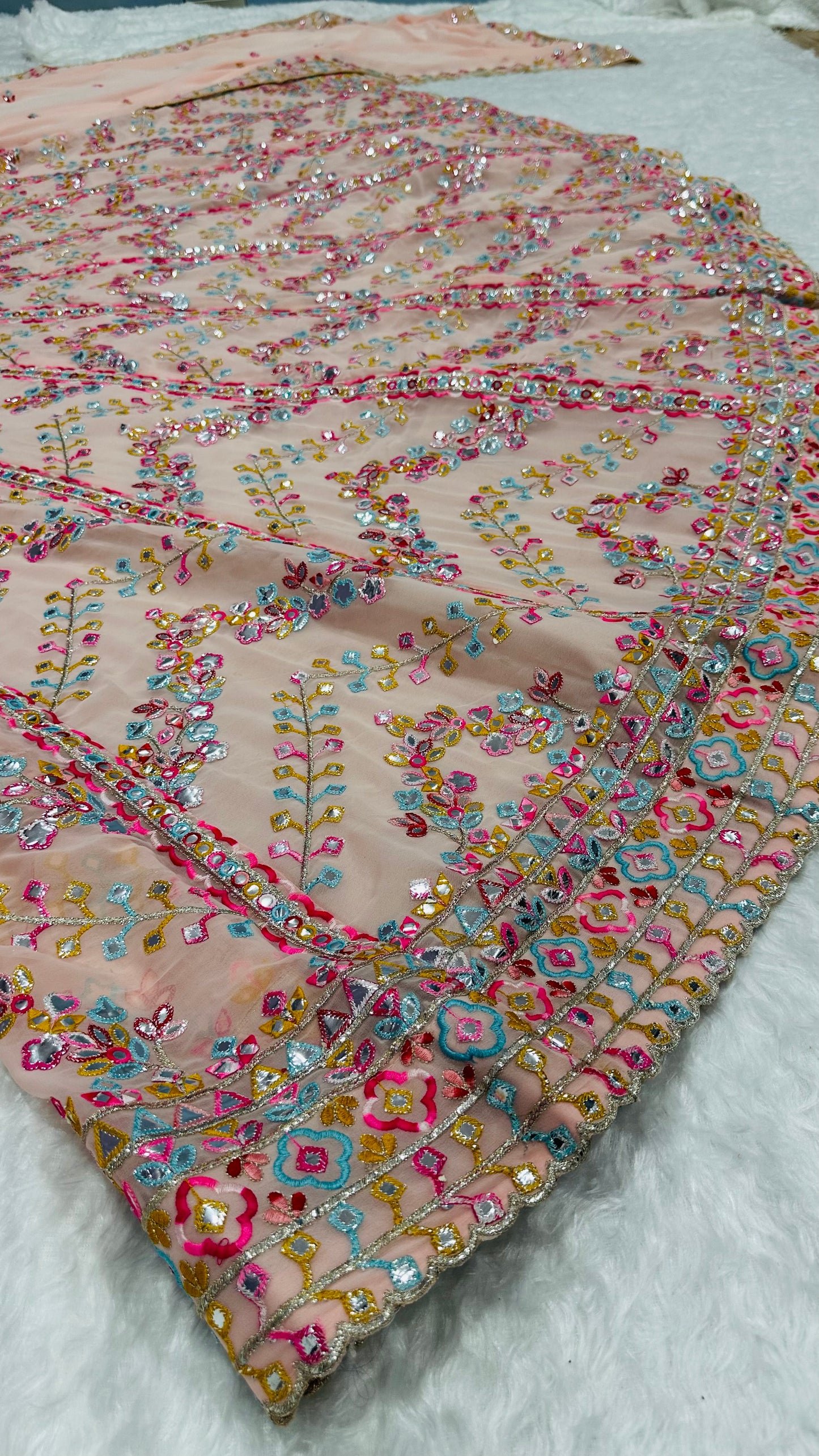 Lehnga Set With Dupatta