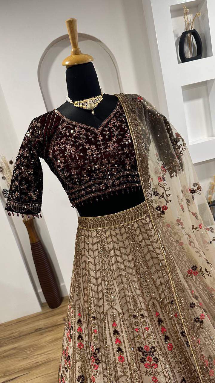 Lehnga Set With Dupatta