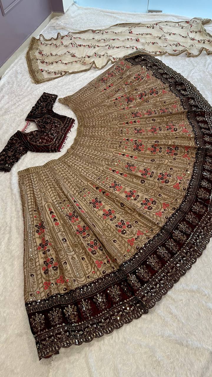 Queen Lehnga Set With Dupatta