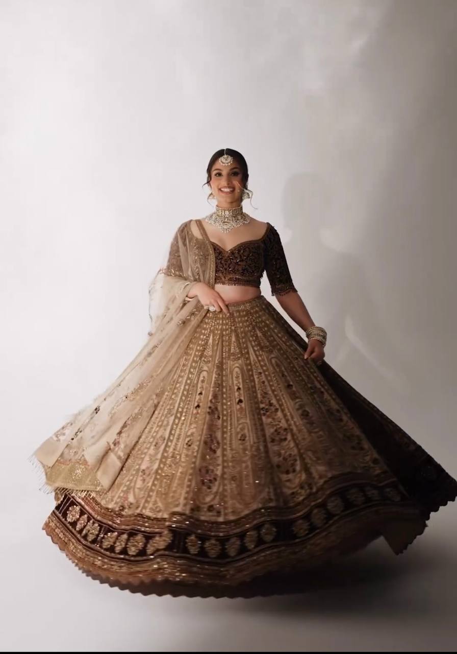 Queen Lehnga Set With Dupatta