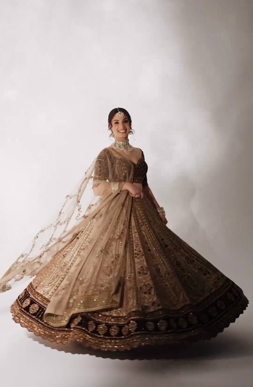 Lehnga Set With Dupatta