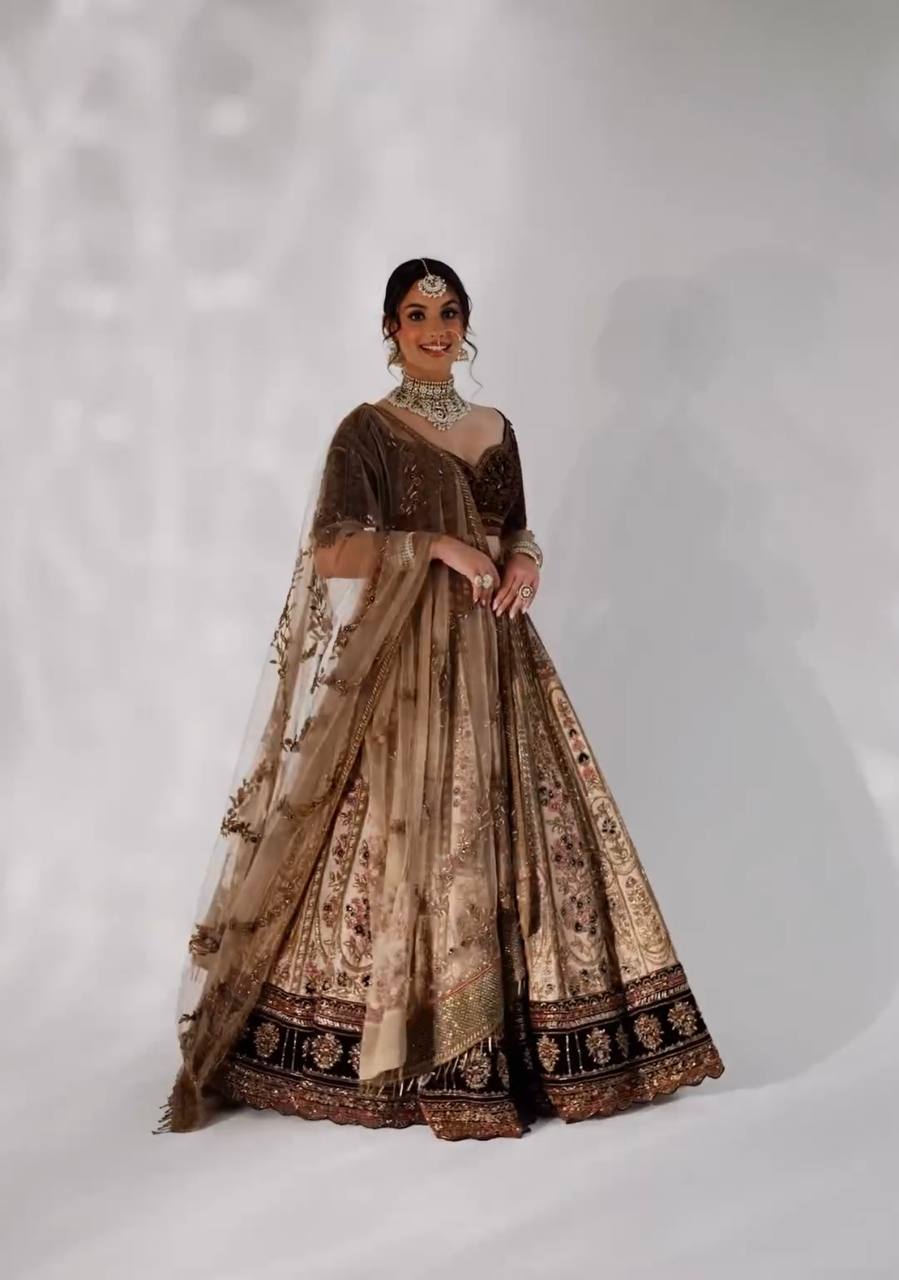 Queen Lehnga Set With Dupatta